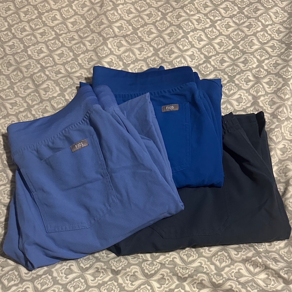 Bundle of Figs Scrub Pants (4) in Light Blue, Royal Blue, and Grey and Black